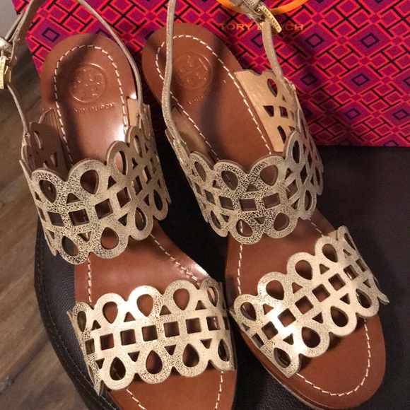 COPY - Tory Burch Wedge Sandal - Picture 2 of 8